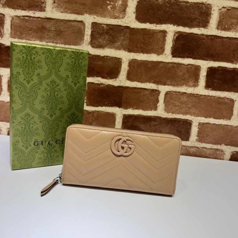 G*u*i wallets & purse